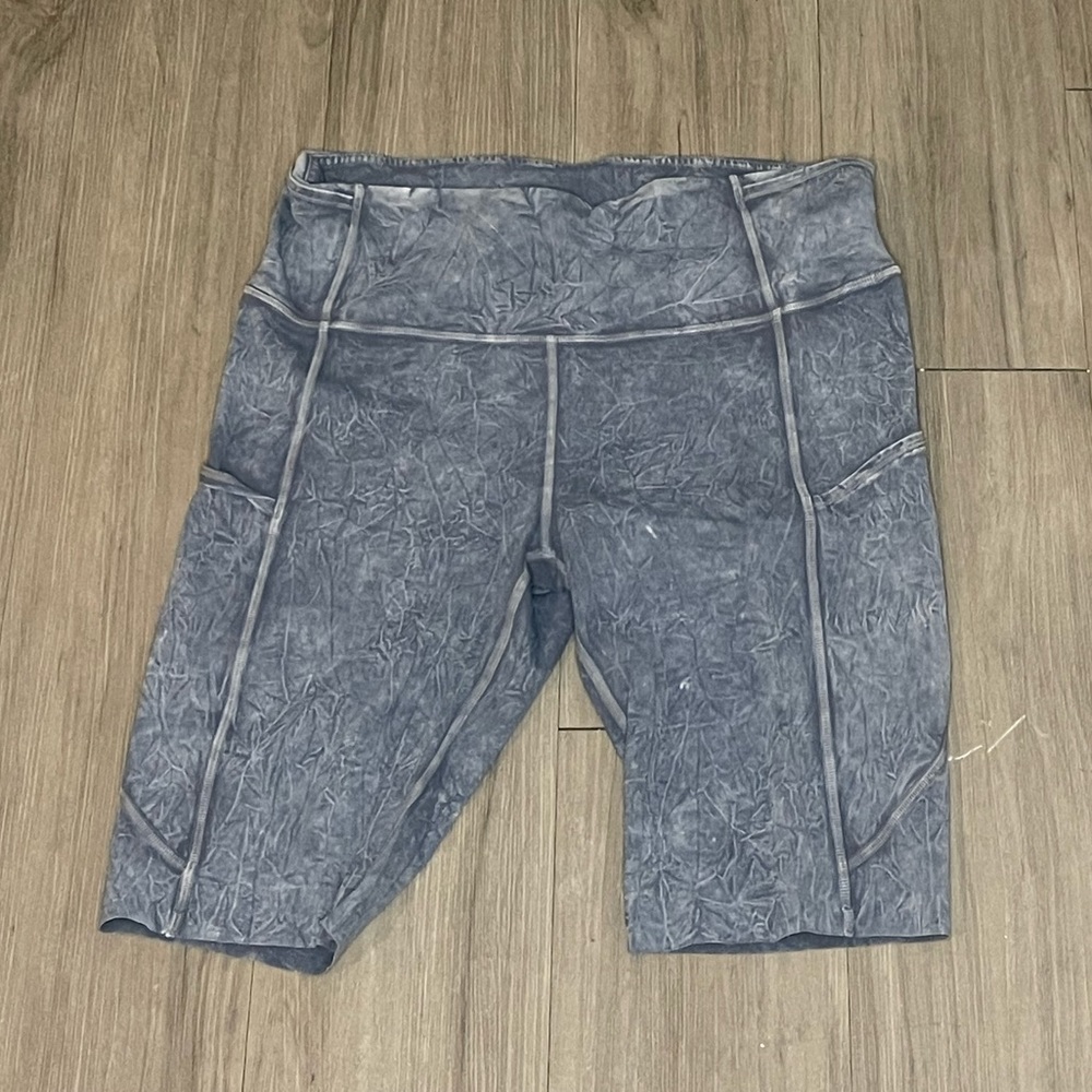 Lululemon biker shorts
